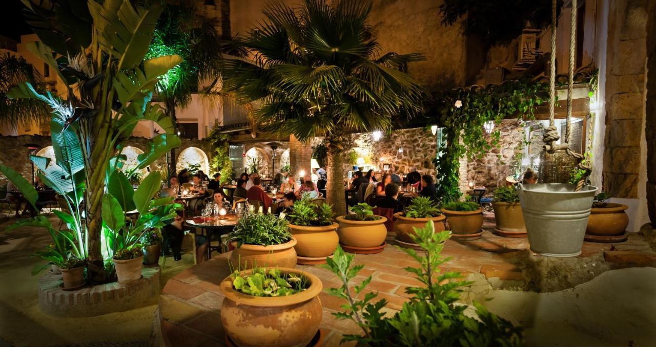 Hotel Plaza 18 - Grupo Califa Vejer de la Frontera Exterior foto